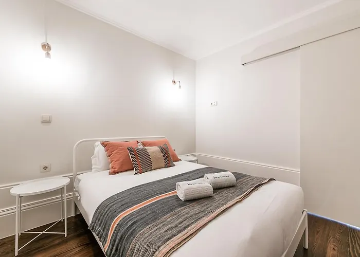 Guestready - Bourse Apartment Porto