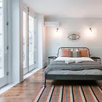 Guestready - Bourse Apartment *